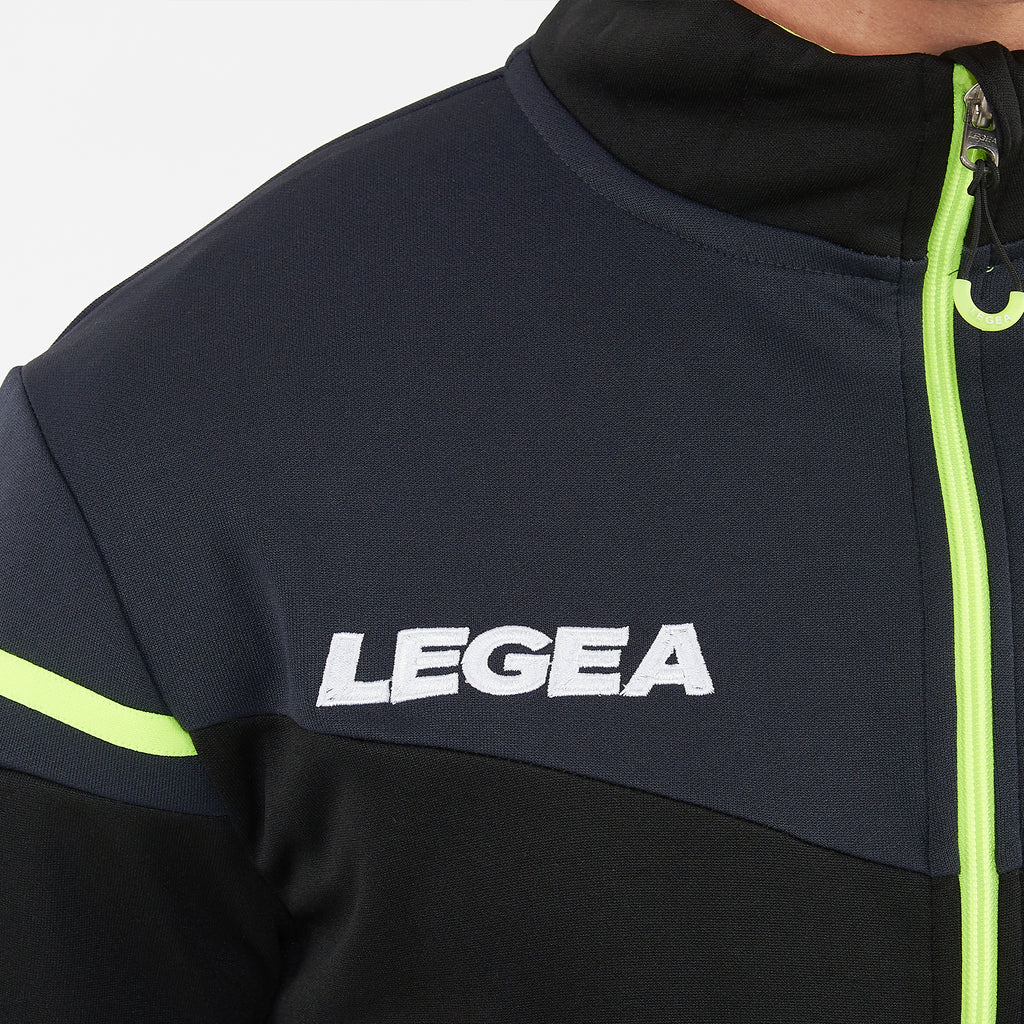 Sender trekking jacket in lightweight polyester