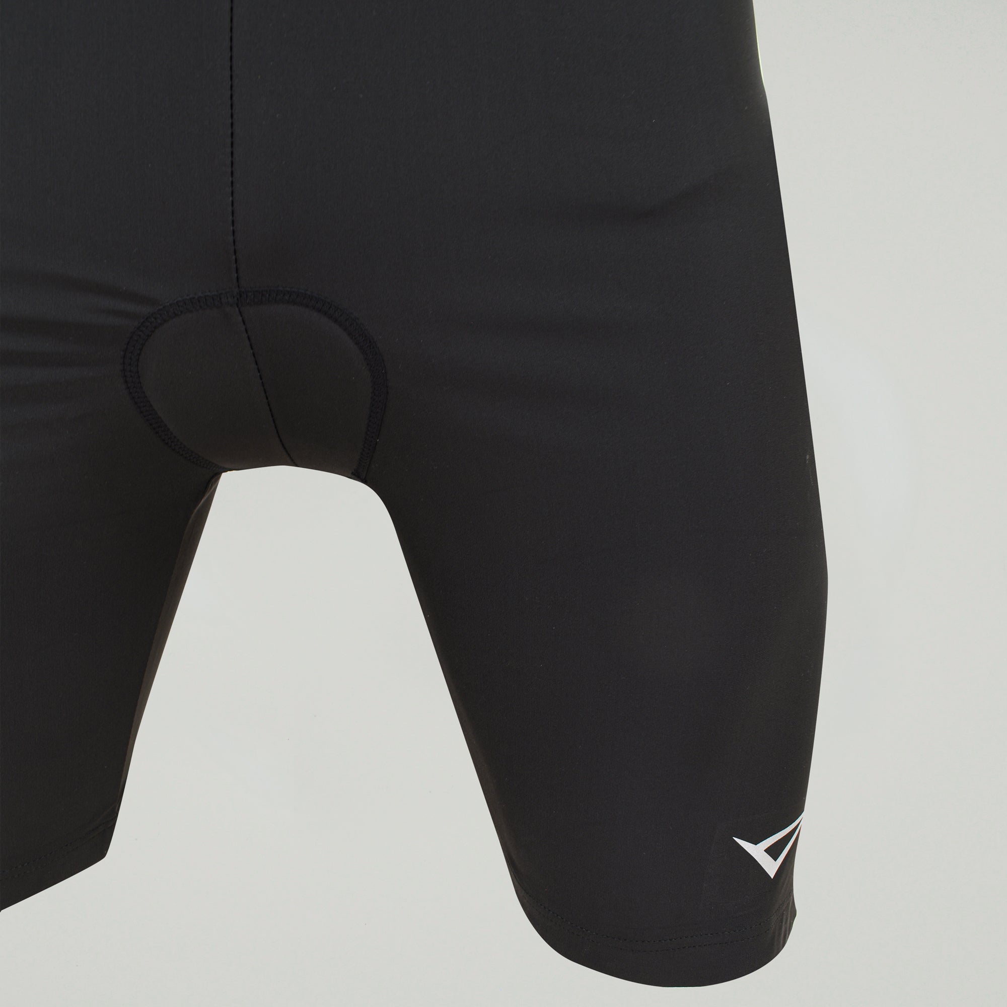 Pantalones cortos elásticos sin costuras giratorios