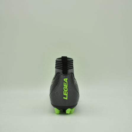 Bota de fútbol Delta